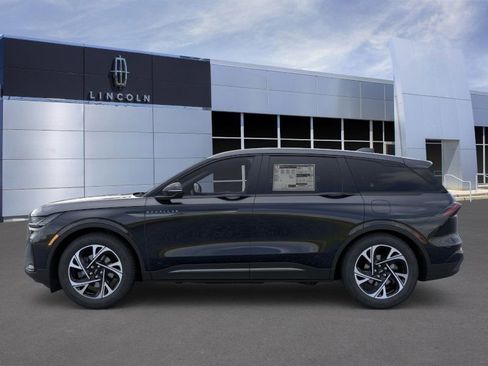 New 2026 Lincoln Nautilus Premier w/ Equipment Group 102A image 3