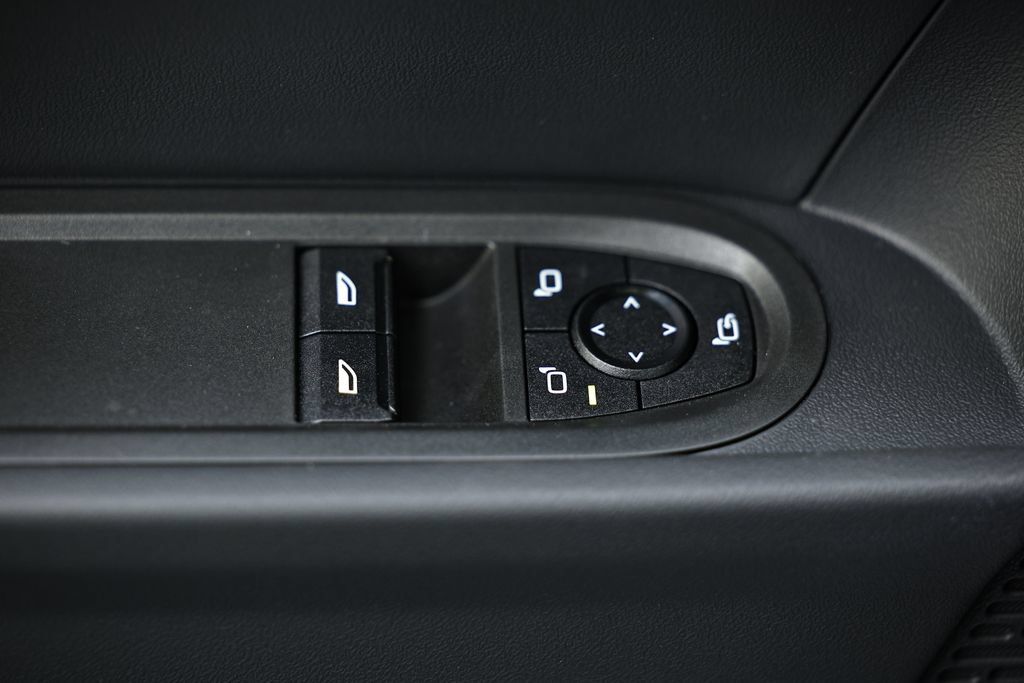 New 2026 MINI Cooper 2-Door Hardtop FWD image 17
