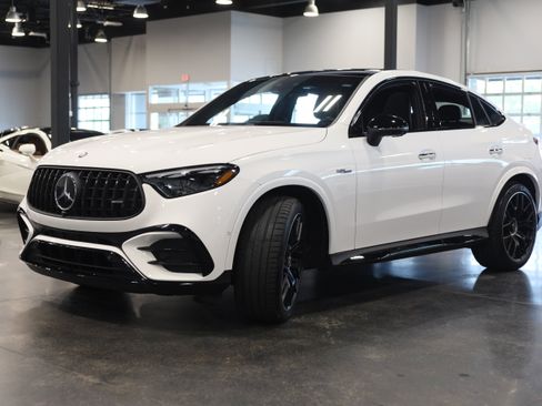Used 2025 Mercedes-Benz GLC 63 AMG S w/ Driver Assistance Package image 3