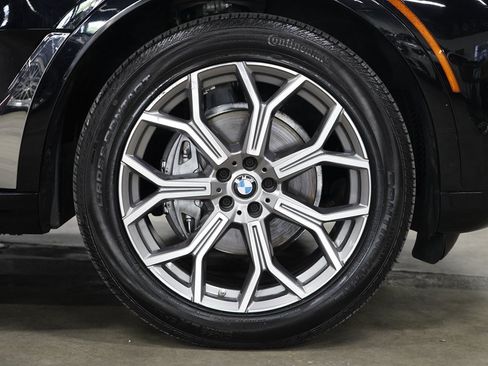 Used 2021 BMW X7 xDrive40i w/ Parking Assistance Package AWD/4WD image 42