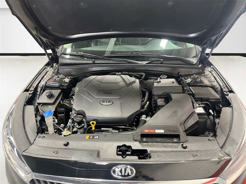 Used 2020 Kia Cadenza Technology image 31