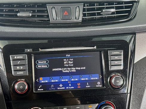 Used 2020 Nissan Rogue Sport S image 13