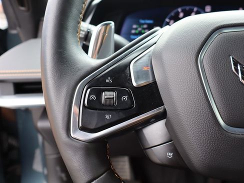 Used 2021 Chevrolet Corvette Stingray Preferred Cpe w/ Engine Appearance Package image 19