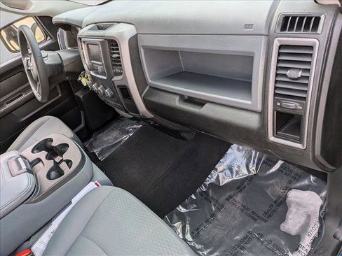 Used 2019 RAM 1500 Express image 21