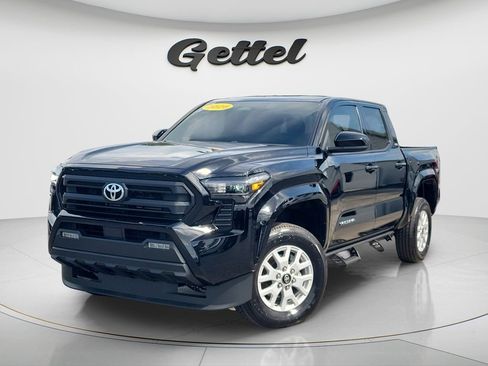 Used 2026 Toyota Tacoma SR5 AWD/4WD image 1
