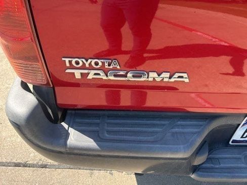 Used 2012 Toyota Tacoma 2WD Regular Cab image 4