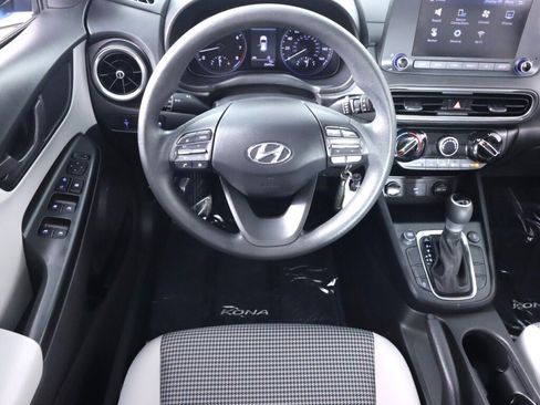 Used 2023 Hyundai Kona SE AWD/4WD image 32