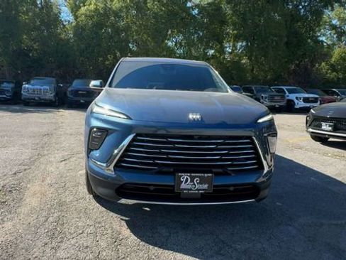 New 2026 Buick Enclave Preferred w/ Super Cruise Package image 3