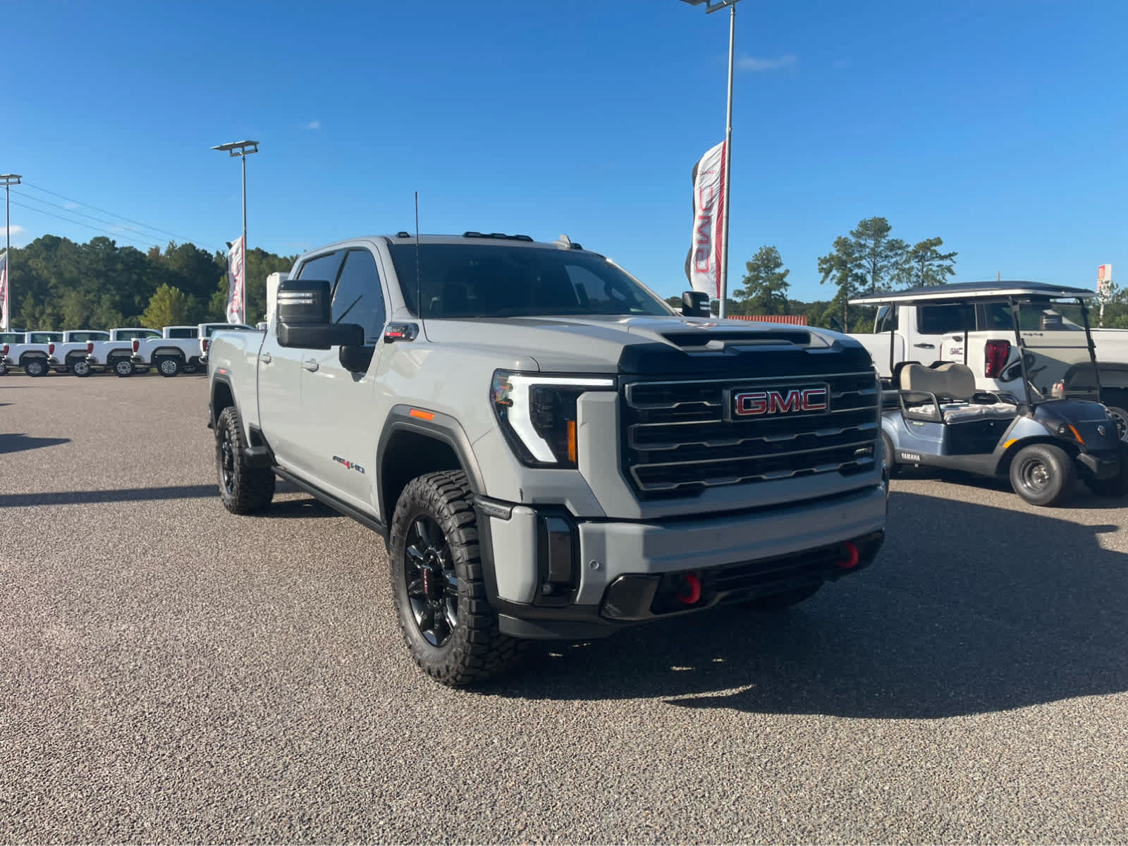 Used 2024 GMC Sierra 2500 AT4 w/ AT4 Premium Plus Package AWD/4WD image 3