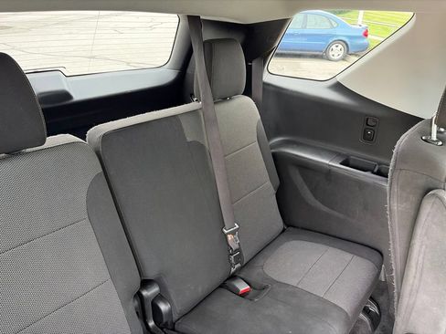 Used 2018 Chevrolet Traverse LT AWD/4WD image 38
