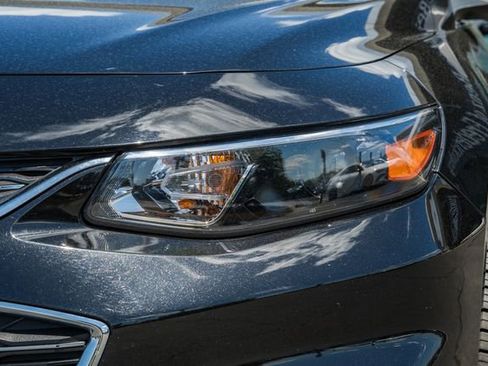 Used 2018 Chevrolet Malibu LS FWD image 10
