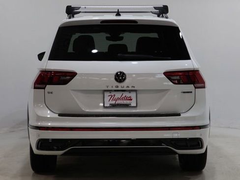 Used 2022 Volkswagen Tiguan SE R-Line AWD/4WD image 7