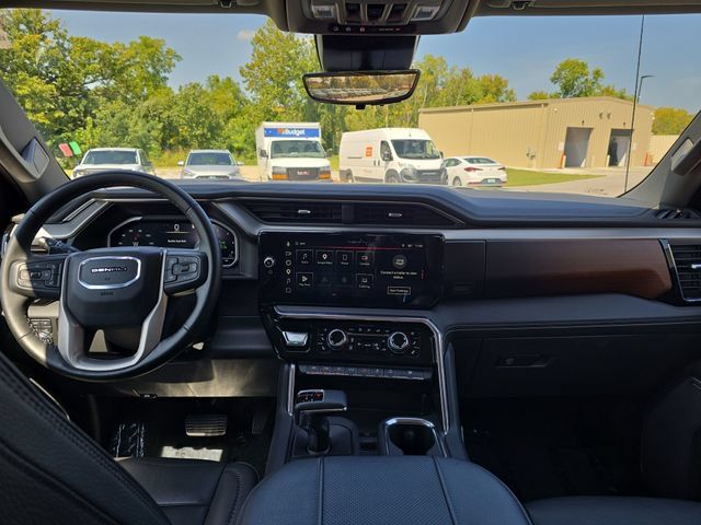 Used 2023 GMC Sierra 1500 Denali w/ Denali Reserve Package AWD/4WD image 16