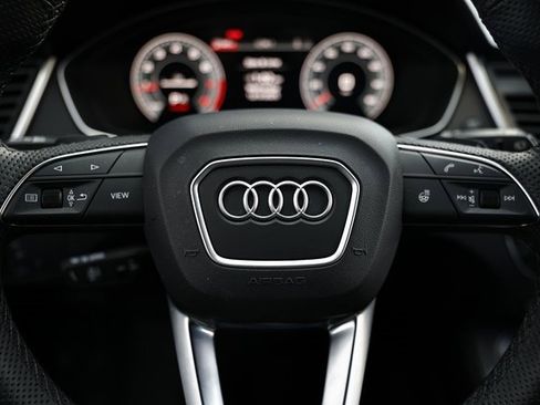 Certified 2025 Audi Q5 2.0T Premium Plus w/ Premium Plus Package image 31