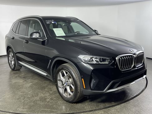 Certified 2024 BMW X3 xDrive30i w/ Premium Package image 3