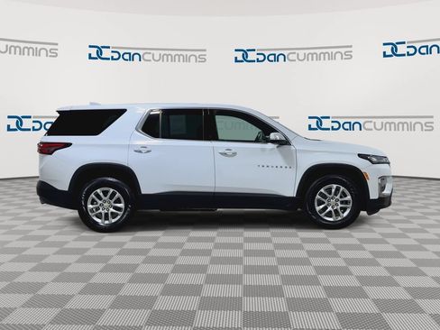 Used 2024 Chevrolet Traverse LS w/ Safety Package FWD image 9