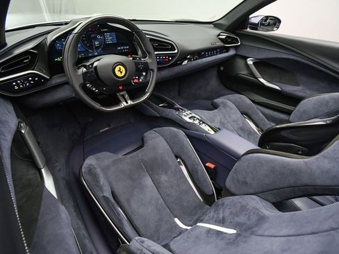 Used 2025 Ferrari 296 GTS RWD image 11