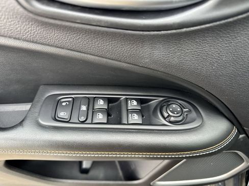 Used 2018 Jeep Compass Latitude w/ Popular Equipment Group image 22