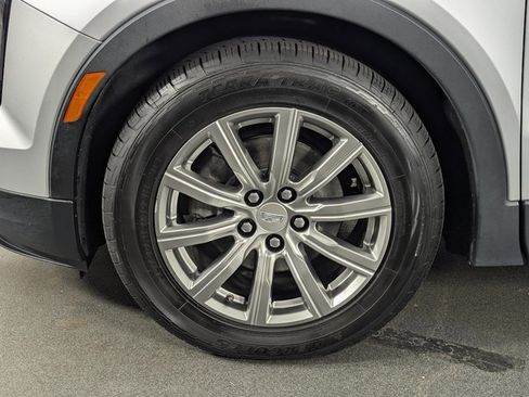 Used 2020 Cadillac XT4 Premium Luxury image 10