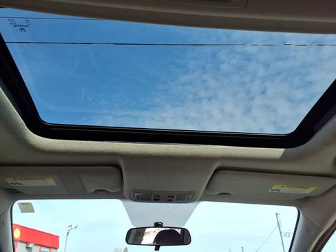 Used 2015 Honda Fit EX image 15