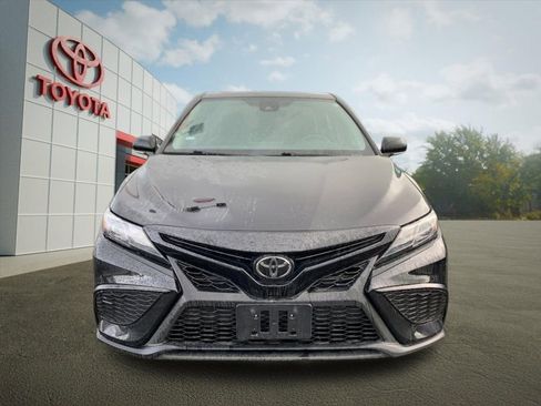 Used 2024 Toyota Camry SE FWD image 7