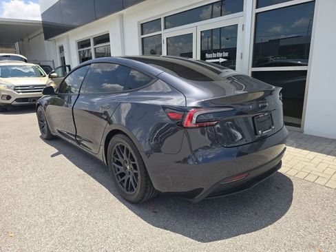 Used 2025 Tesla Model 3 Long Range AWD/4WD image 4