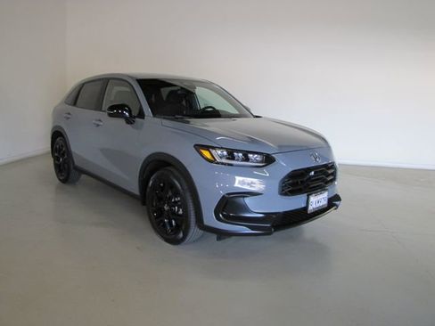 Certified 2024 Honda HR-V Sport image 3