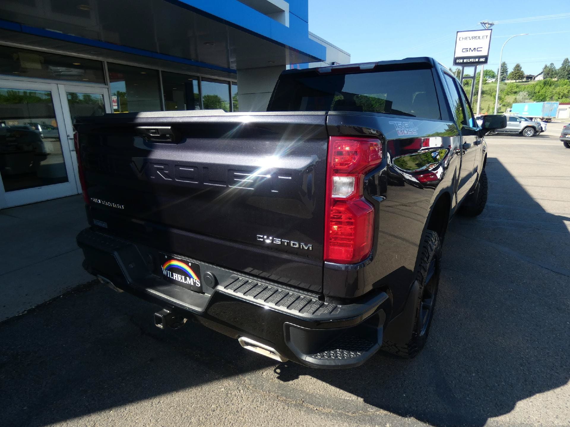 Certified 2023 Chevrolet Silverado 1500 Custom Trail Boss AWD/4WD image 3