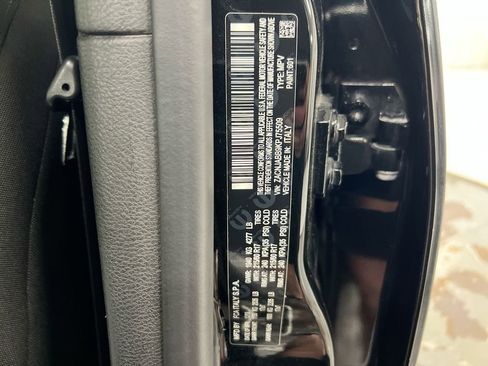 Used 2019 Jeep Renegade Latitude w/ Cold Weather Group FWD image 26