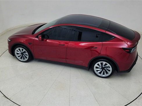 Used 2026 Tesla Model Y Long Range image 75