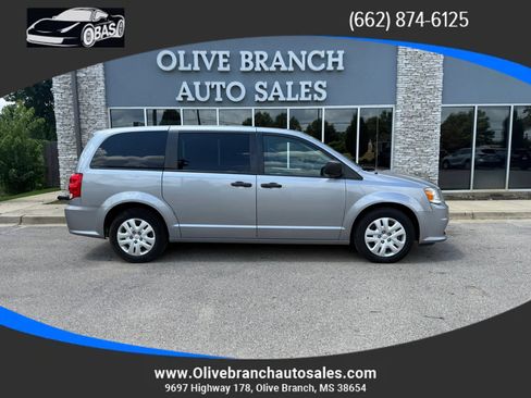 Used 2019 Dodge Grand Caravan SE FWD image 1