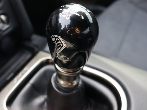 Used 2020 Ford Mustang Shelby GT350 w/ Technology Package image 30