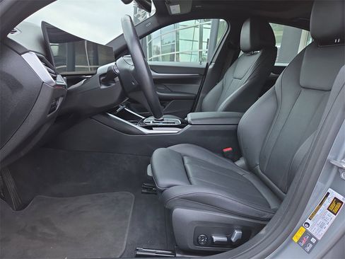 Used 2024 BMW i4 xDrive40i image 12