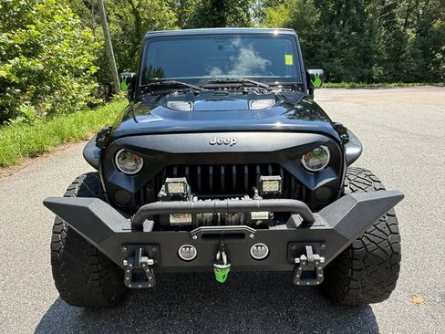 Used 2017 Jeep Wrangler Unlimited Sport w/ Quick Order Package 24S AWD/4WD image 3