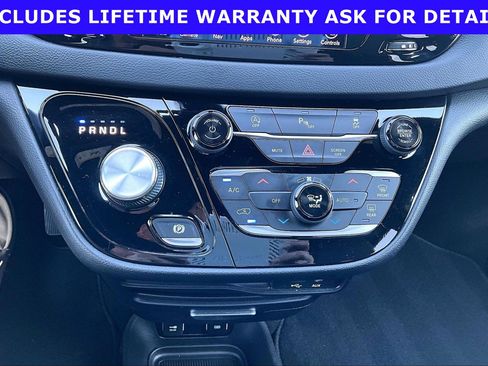 Used 2020 Chrysler Pacifica Touring-L w/ S Appearance Package FWD image 27