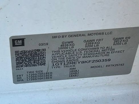 Used 2019 GMC Sierra 2500 SLT w/ Duramax Plus Package AWD/4WD image 34