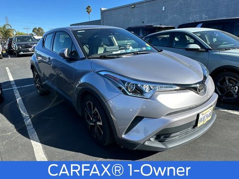 Used 2019 Toyota C-HR Limited image 2