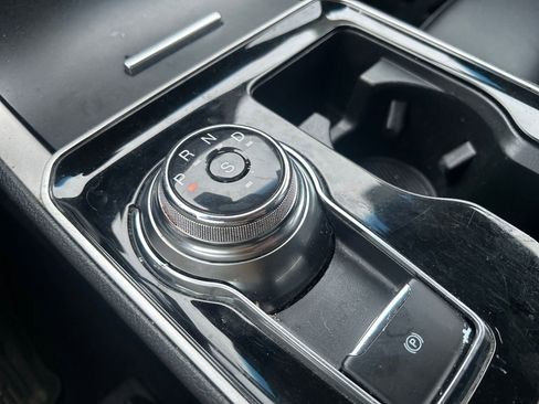 Used 2020 Ford Edge SEL w/ Cold Weather Package image 29