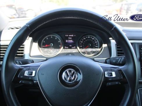 Used 2019 Volkswagen Atlas SE w/ Towing Package AWD/4WD image 10