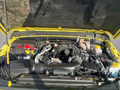 Used 2023 Jeep Wrangler Unlimited Rubicon w/ LED Lighting Group image 33