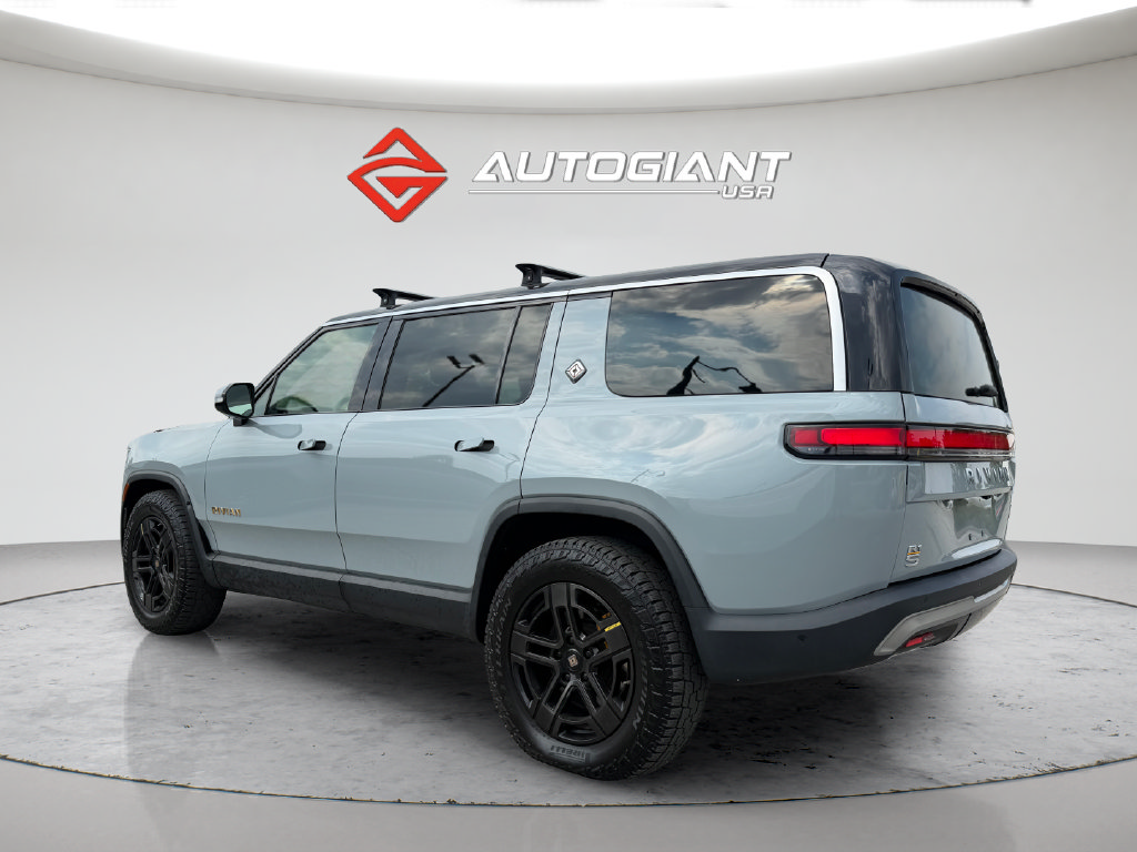 Used 2023 Rivian R1S Adventure Quad AWD/4WD image 4