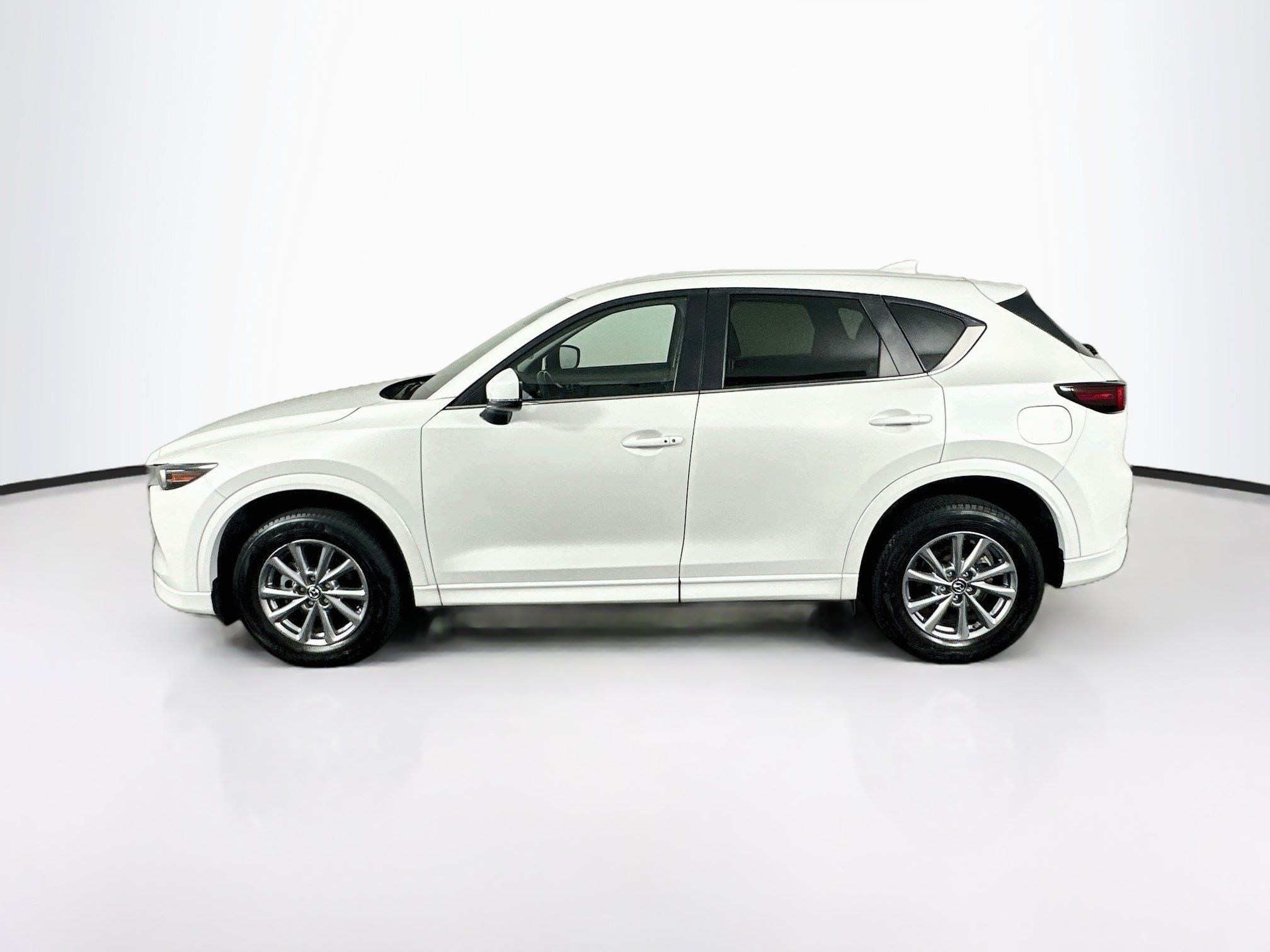 Used 2025 MAZDA CX-5 AWD 2.5 S w/ Select Package image 4