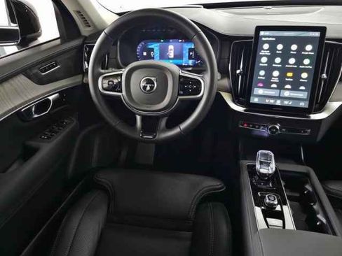 Used 2026 Volvo XC90 B6 Ultra w/ Protection Package image 21