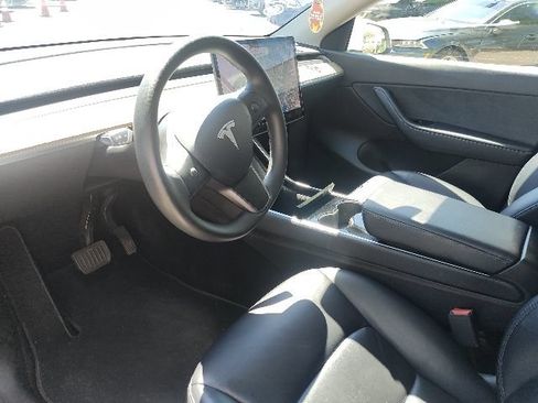 Used 2020 Tesla Model Y Long Range AWD/4WD image 21