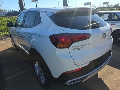 Used 2021 Buick Encore GX Preferred FWD image 2