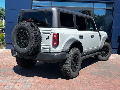 Used 2024 Ford Bronco Wildtrak AWD/4WD image 5