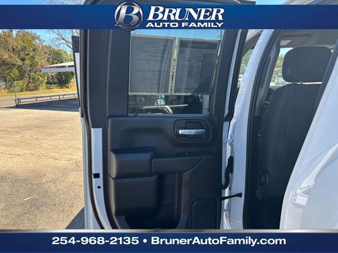 Used 2021 Chevrolet Silverado 2500 W/T w/ WT Convenience Package image 12