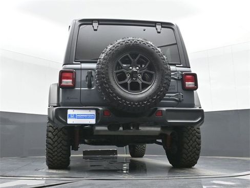 Used 2025 Jeep Wrangler Willys image 49