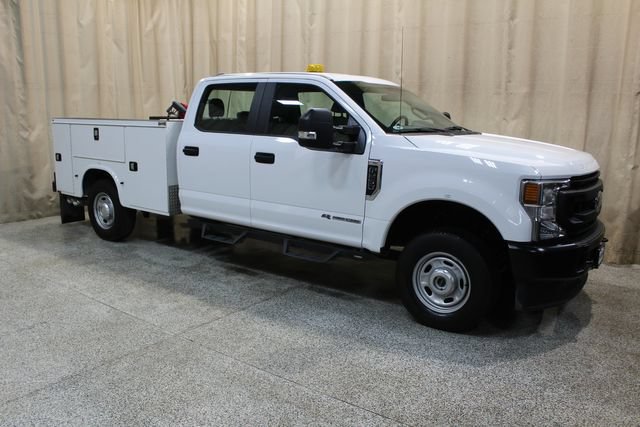 Used 2020 Ford F250 XL w/ Power Equipment Group AWD/4WD image 2
