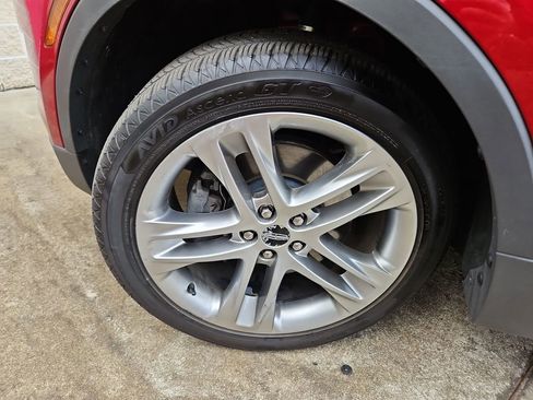 Used 2016 Lincoln MKC Reserve w/ Lincoln MKC Climate Package image 35